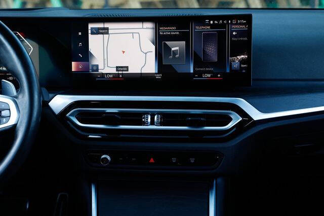 2023 BMW 3 Series 330i