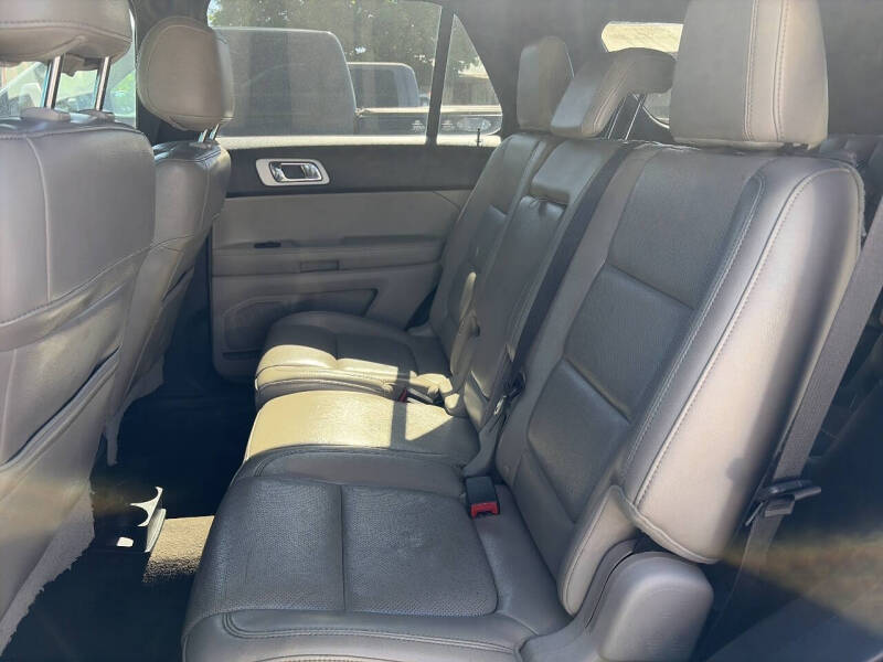 2011 Ford Explorer Limited