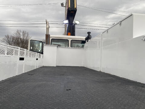 2003 Freightliner FL60