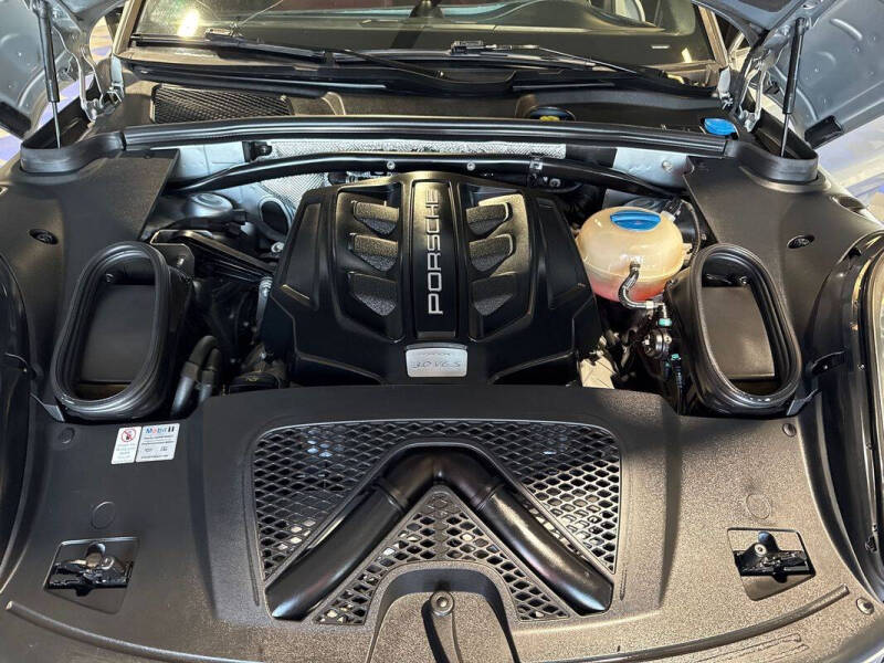 2017 Porsche Macan S