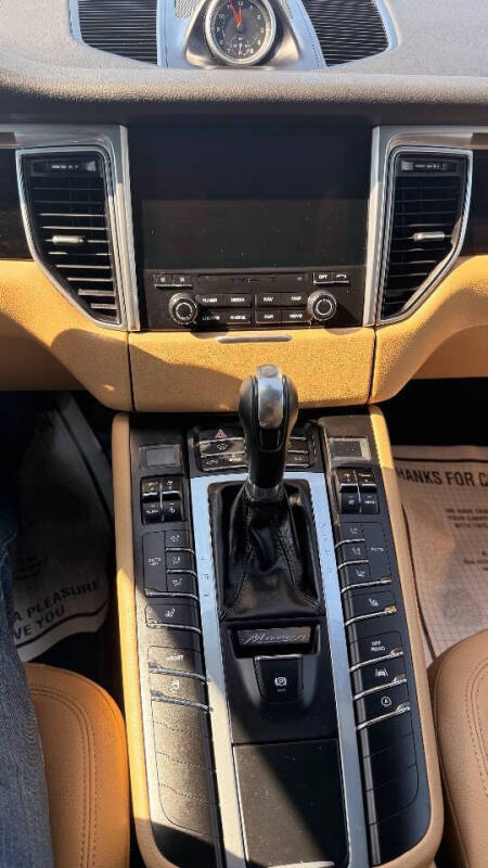 2018 Porsche Macan
