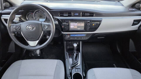 2015 Toyota Corolla LE