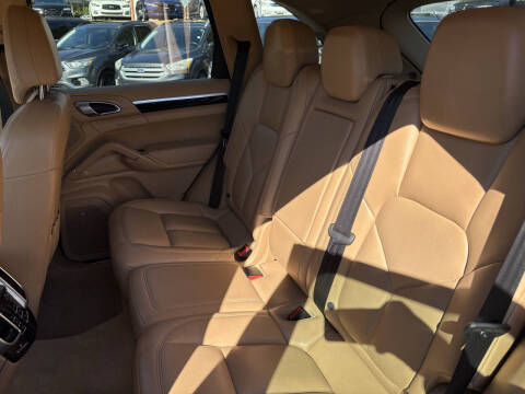 2016 Porsche Cayenne