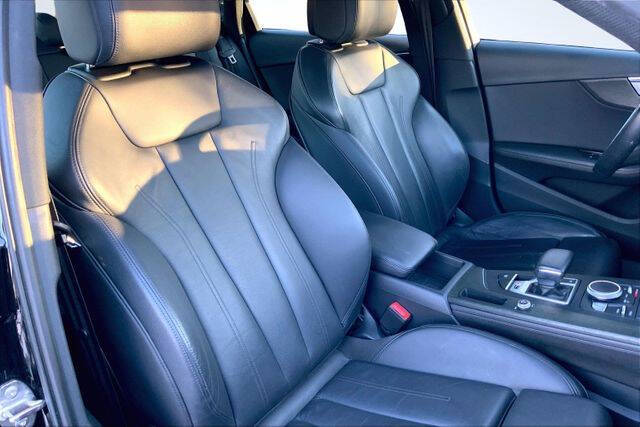 2019 Audi A4 quattro Premium Plus 45 TFSI