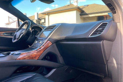 2017 Lincoln MKX Reserve