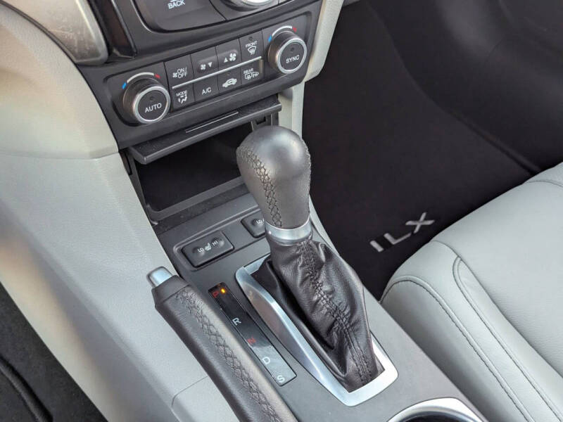 2020 Acura ILX w/Premium