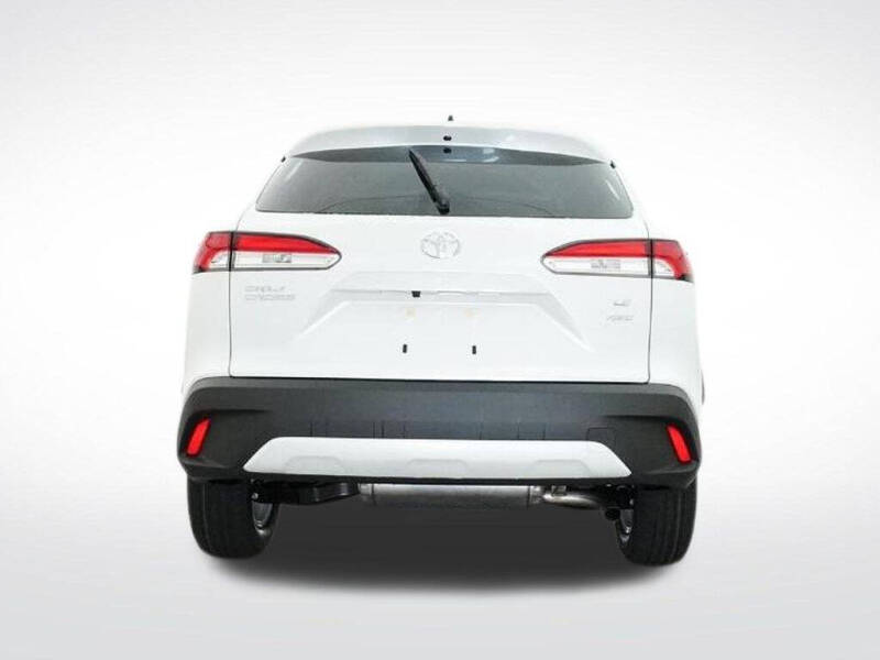 2025 Toyota Corolla Cross LE