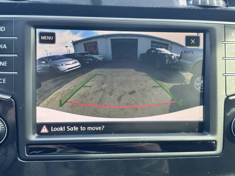 2017 Volkswagen Golf GTI S