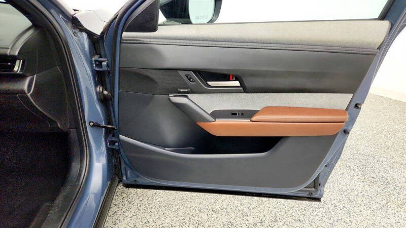 2022 Mazda MX-30 EV Premium Plus