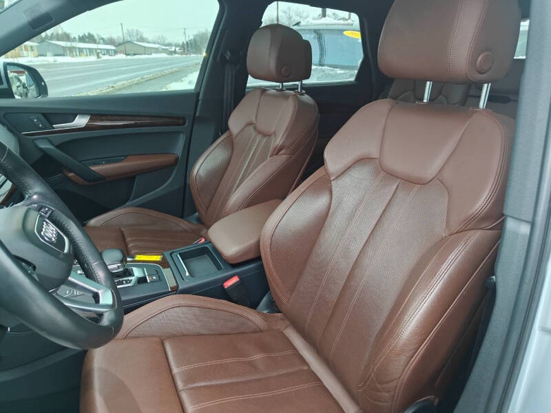 2018 Audi Q5 2.0T quattro Premium Plus