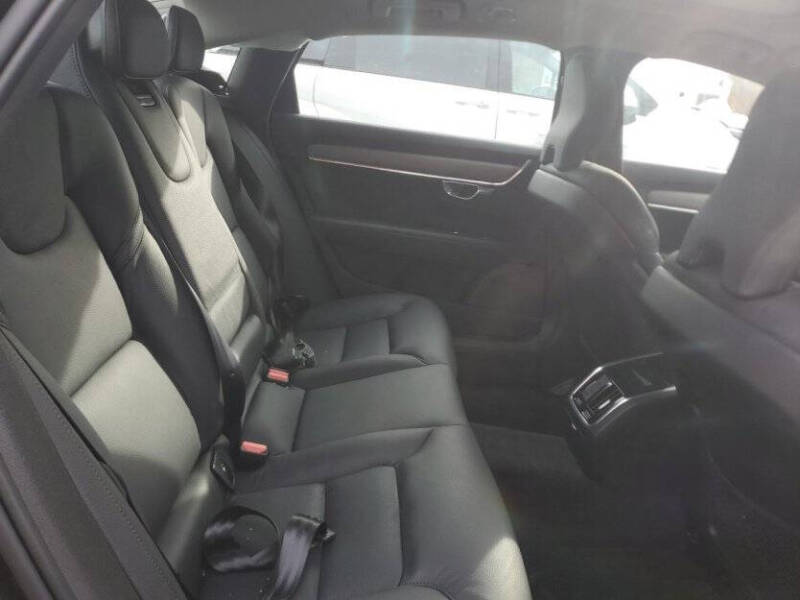 2024 Volvo S90 B6 Plus