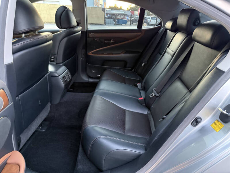 2011 Lexus LS 460