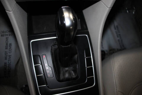 2013 Volkswagen Passat Wolfsburg Edition