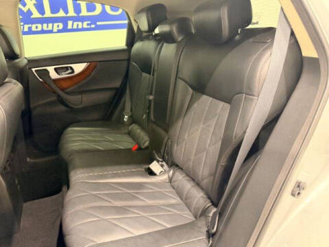 2011 Infiniti FX35