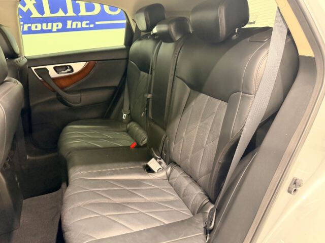 2011 Infiniti FX35