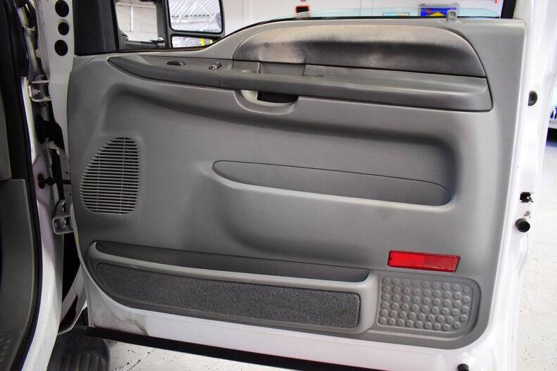 2004 Ford Excursion