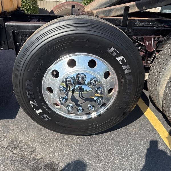 2008 Kenworth T300 asphalt patch truck