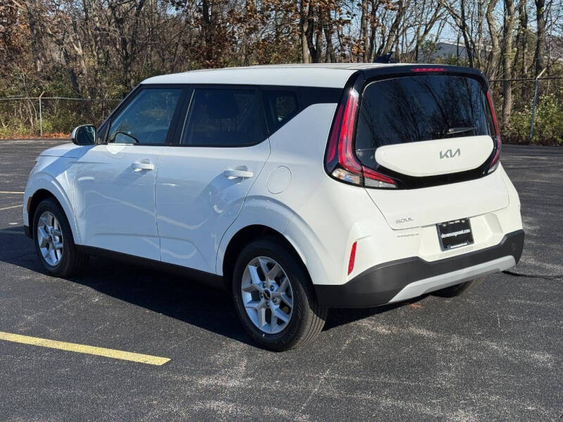 2025 Kia Soul LX