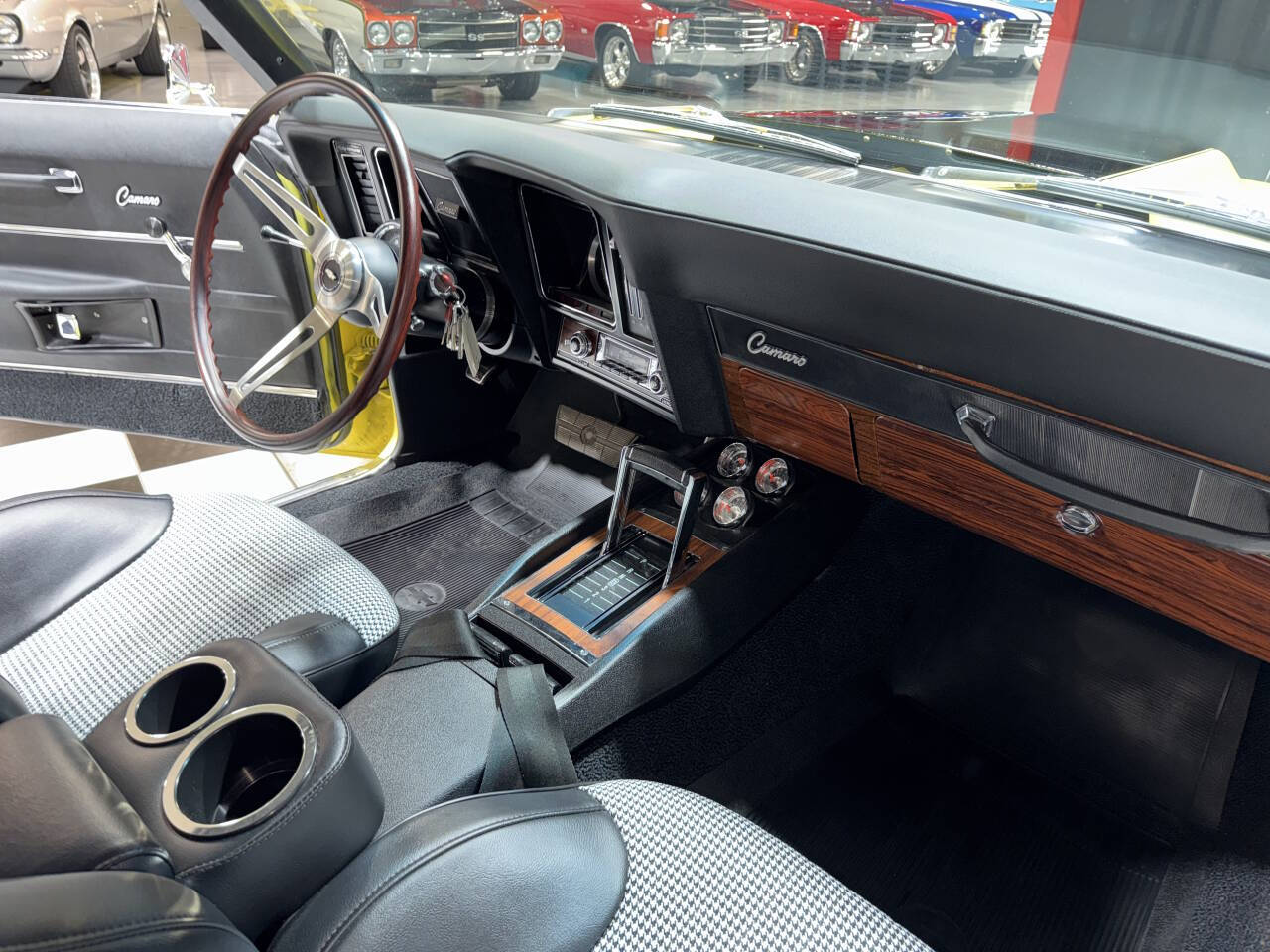 1969 Chevrolet Camaro 39