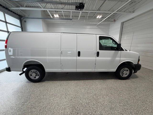 2026 Chevrolet Express 2500