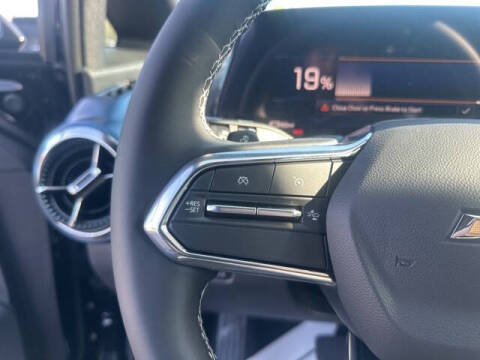 2026 Chevrolet Equinox EV LT 2