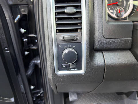 2023 RAM 1500 Classic SLT