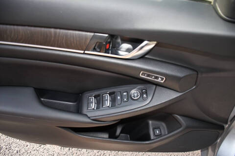 2022 Honda Accord Hybrid Touring