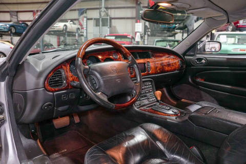 2001 Jaguar XKR