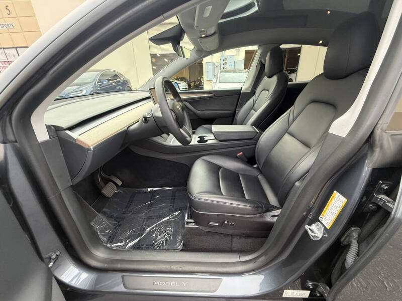 2022 Tesla Model Y Long Range