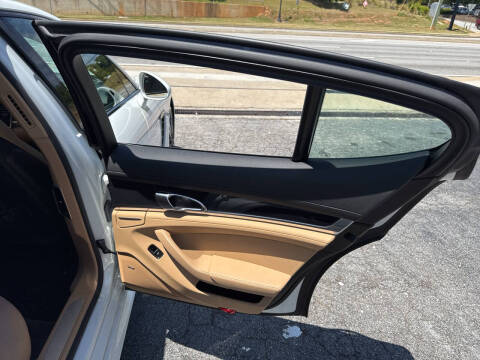 2013 Porsche Panamera 4
