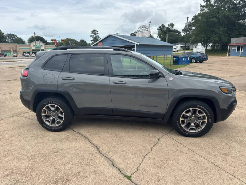 2022 Jeep Cherokee Trailhawk