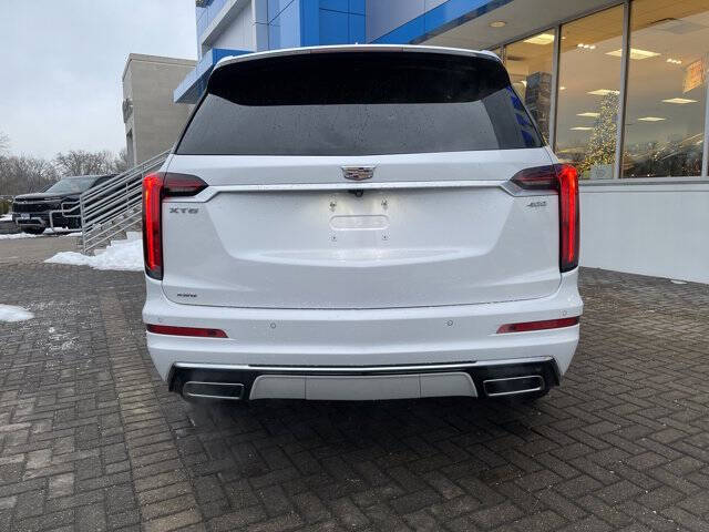 2025 Cadillac XT6 Premium Luxury