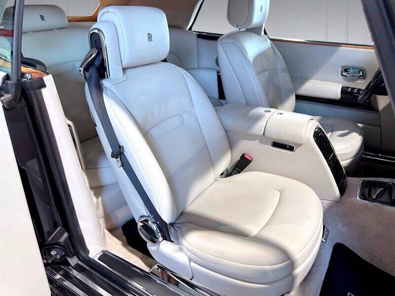 2012 Rolls-Royce Phantom Drophead Coupe 20