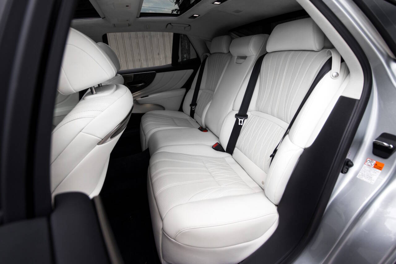 2022 Lexus LS 500 32