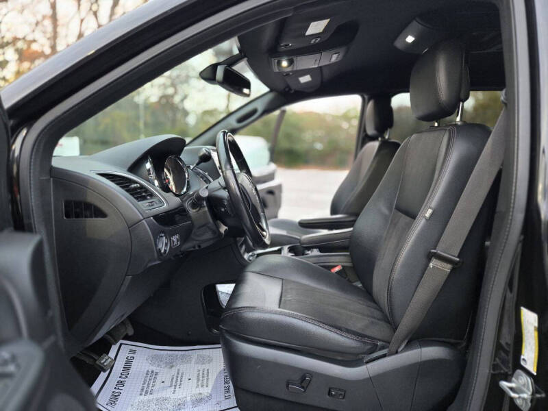 2019 Dodge Grand Caravan SXT 35th Anniversary Edition