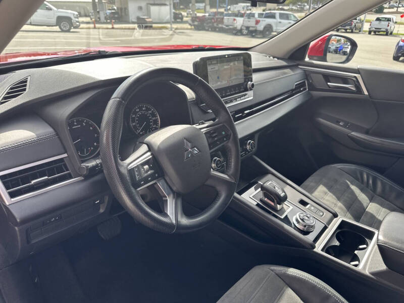 2022 Mitsubishi Outlander Black Edition