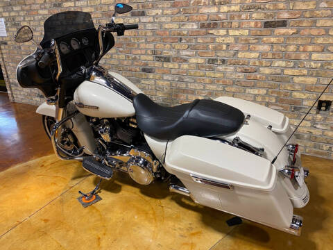 2022 Harley-Davidson Street Glide®