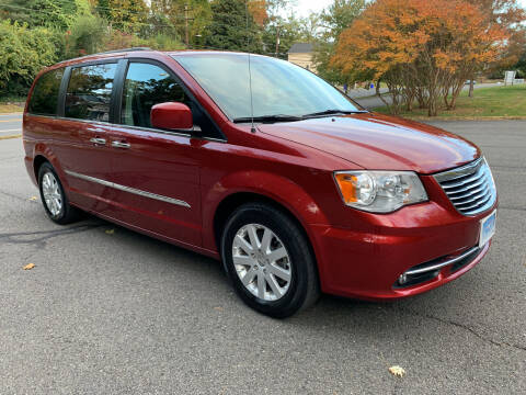 2016 Chrysler Town and Country for sale at Car World Inc in Arlington VA