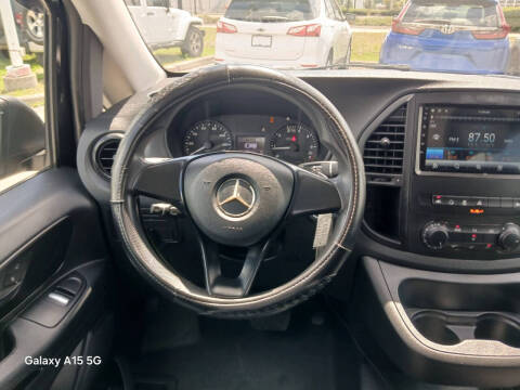 2017 Mercedes-Benz Metris