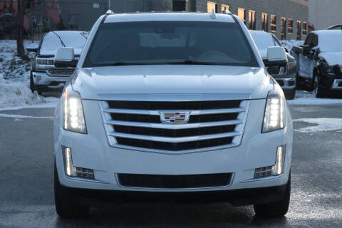 2019 Cadillac Escalade Platinum