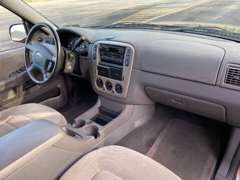 2005 Ford Explorer XLT