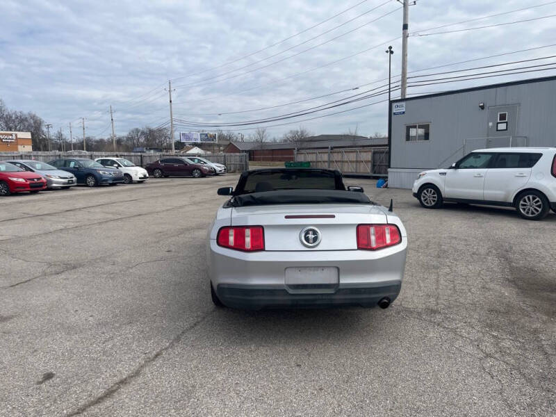 2010 Ford Mustang