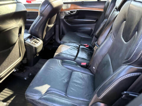 2017 Volvo XC90 T6 Inscription