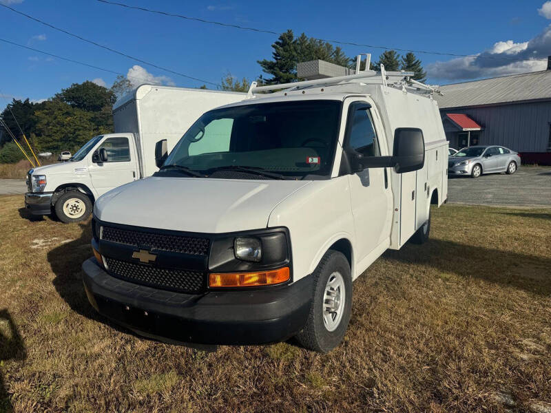 2015 Chevrolet Express Cutaway Base