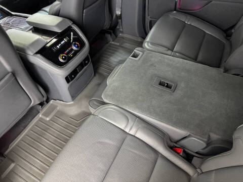 2019 Lincoln Navigator Select