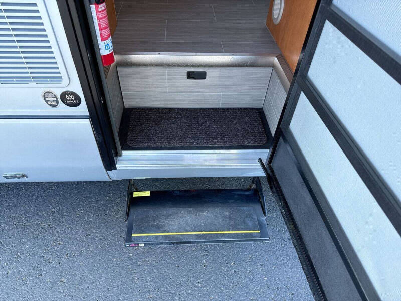 2017 Mercedes-Benz Sprinter