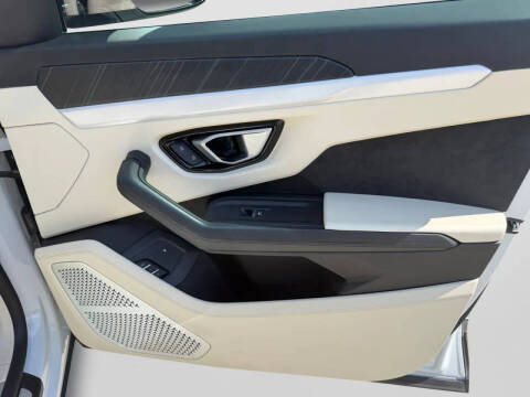 2019 Lamborghini Urus