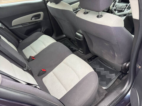 2014 Chevrolet Cruze LS Manual