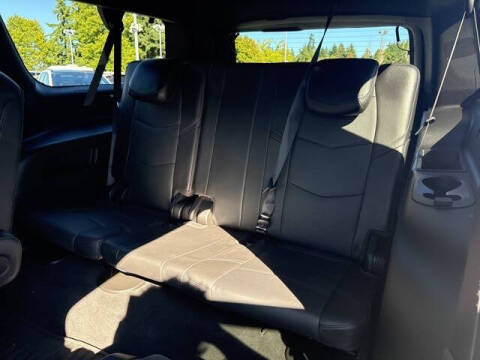 2019 Cadillac Escalade ESV Platinum
