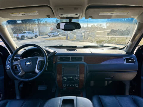 2013 Chevrolet Avalanche LTZ Black Diamond